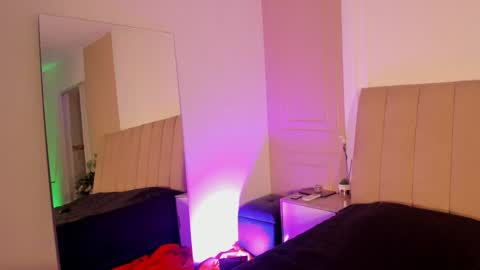 Snapshot of violetta_bold chatting on 05/05/26, 11:40 violetta_bold online show from 05/05/26, 11:40