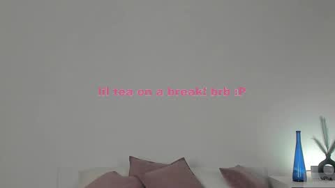 violetta_finch online show from 02/28/25, 12:31