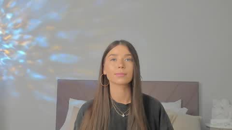 violetta_finch online show from 03/09/25, 10:41