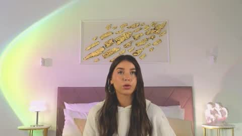 violetta_finch online show from 10/01/25, 10:32