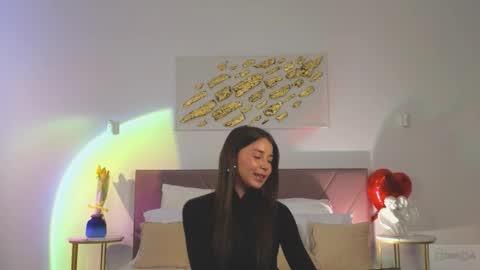 Snapshot of violetta_finch chatting on 03/15/26, 10:21 violetta_finch online show from 03/15/26, 10:21