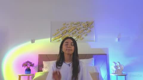 Snapshot of violetta_finch chatting on 05/08/26, 10:20 violetta_finch online show from 05/08/26, 10:20