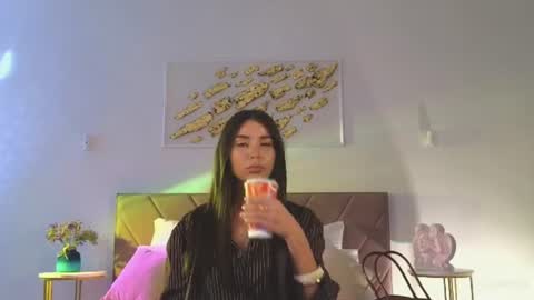 Snapshot of violetta_finch chatting on 07/25/26, 11:19 violetta_finch online show from 07/25/26, 11:19