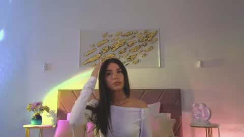 Snapshot of violetta_finch chatting on 07/26/26, 11:50 violetta_finch online show from 07/26/26, 11:50