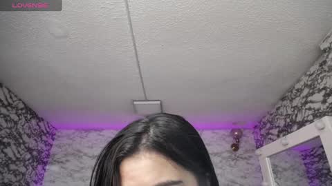 Snapshot of violetta_jhonson_v chatting on 01/31/25, 04:03 Violetta  online show from 01/31/25, 04:03