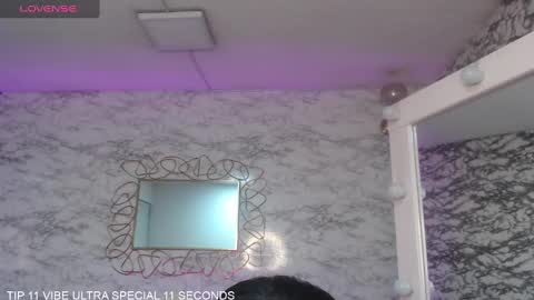 Snapshot of violetta_jhonson_v chatting on 03/12/25, 03:57 Violetta  online show from 03/12/25, 03:57