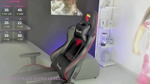 Snapshot of violetta_jhonson_v chatting on 09/12/25, 08:58 Violetta  online show from 09/12/25, 08:58