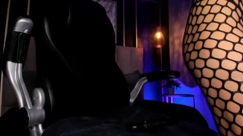 Snapshot of violetta_nur chatting on 12/30/24, 04:53 Violetta nur online show from 12/30/24, 04:53