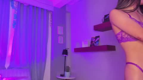 Snapshot of violetta_nur chatting on 02/11/25, 10:28 Violetta nur online show from 02/11/25, 10:28