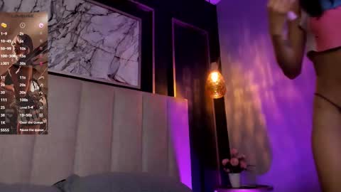 Snapshot of violetta_nur chatting on 02/18/25, 08:27 Violetta nur online show from 02/18/25, 08:27