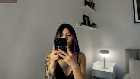 Snapshot of violetta_nur chatting on 06/26/26, 08:13 Violetta nur online show from 06/26/26, 08:13