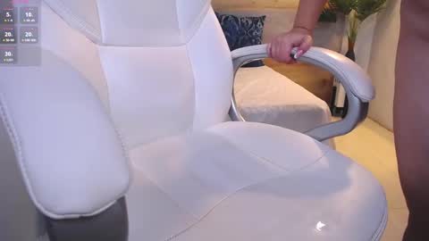 Violetta online show from 01/25/25, 10:51