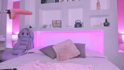 ViolettaBaker online show from 12/18/24, 09:29