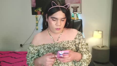 violettacam69 online show from 02/06/25, 01:54