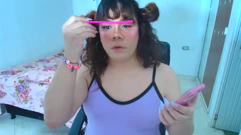 Snapshot of violettacam69 chatting on 04/10/26, 08:08 violettacam69 online show from 04/10/26, 08:08