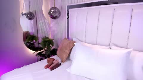 Snapshot of violettacolinss chatting on 06/10/26, 11:42 violettacolinss online show from 06/10/26, 11:42