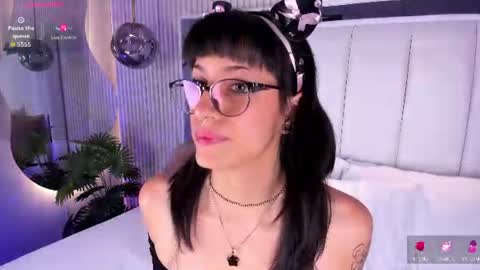 Snapshot of violettacolinss chatting on 06/27/26, 12:22 violettacolinss online show from 06/27/26, 12:22