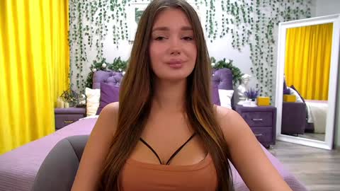 ViolettaCosmo online show from 12/16/24, 06:49