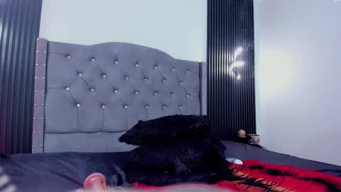 Violetta  online show from 01/16/26, 04:27