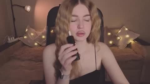 ViolettaOtis online show from 02/18/26, 03:30