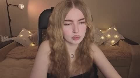 ViolettaOtis online show from 02/23/26, 04:15