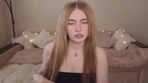 ViolettaOtis online show from 05/27/26, 12:46