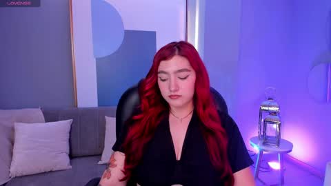 Violett Castel online show from 03/05/25, 07:17