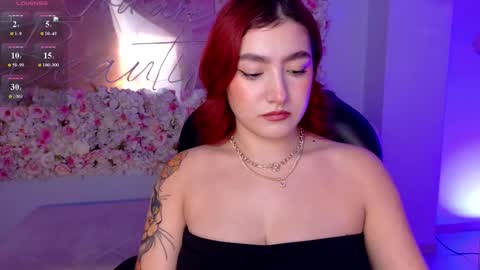 Violett Castel online show from 02/06/26, 08:34