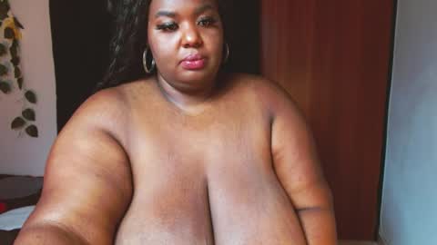 Snapshot of violette_plus chatting on 12/15/24, 04:59 Call me valeria online show from 12/15/24, 04:59