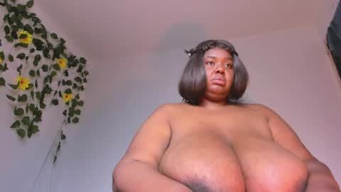 Snapshot of violette_plus chatting on 05/01/26, 04:06 Call me valeria online show from 05/01/26, 04:06