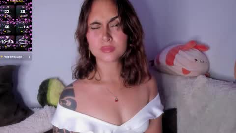 Violette  online show from 10/10/25, 12:09