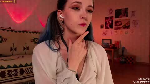 Snapshot of violettesss chatting on 04/30/26, 05:30 Vi Best on my Fansly online show from 04/30/26, 05:30