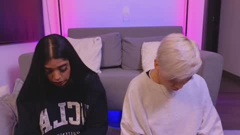 Violet online show from 12/11/24, 02:52