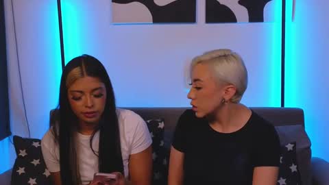 Violet online show from 02/21/25, 01:00