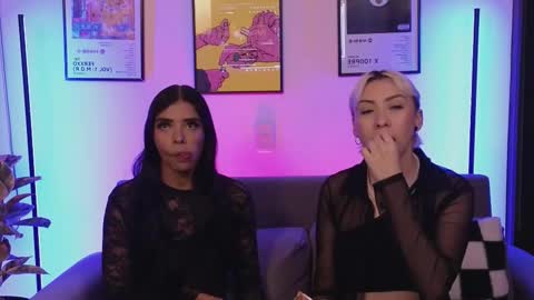 Violet online show from 11/17/25, 01:33