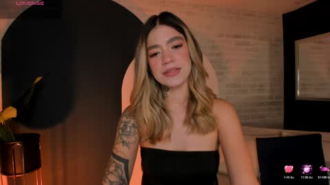 Violett  online show from 04/10/26, 09:58