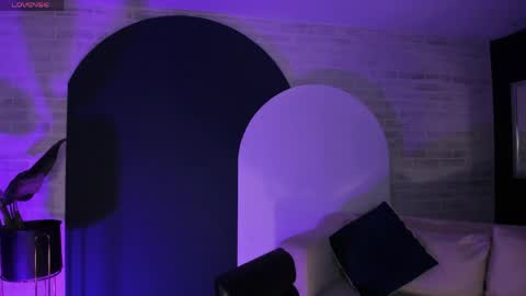 Violett  online show from 04/11/26, 09:46