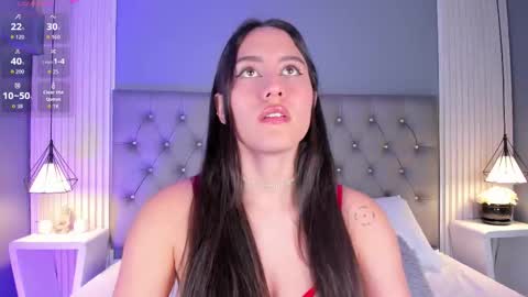 Snapshot of violettharous chatting on 02/02/26, 10:41 VioletthaRous online show from 02/02/26, 10:41