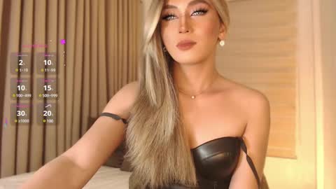 Snapshot of violetversacexx chatting on 12/02/24, 02:30 Best Of Both Worlds online show from 12/02/24, 02:30