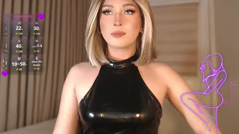 Snapshot of violetversacexx chatting on 10/14/25, 02:23 Best Of Both Worlds online show from 10/14/25, 02:23