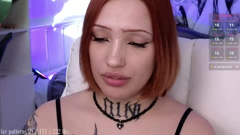 Snapshot of violetvio1ator chatting on 05/08/26, 04:01 Dommy mommy online show from 05/08/26, 04:01