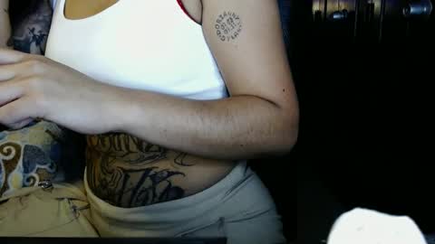  Violet  online show from 10/06/25, 09:56