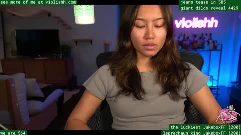 follow me on twitter violishh and ig violishh  online show from 03/10/26, 11:10