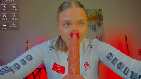 Violla online show from 12/16/24, 11:22