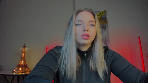 Violla online show from 02/02/25, 10:24