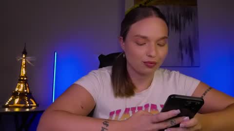 Violla online show from 03/07/25, 05:38