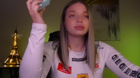 Violla online show from 03/08/25, 08:03