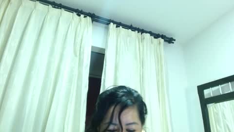 Snapshot of viollet_28 chatting on 02/19/25, 12:35 violeta online show from 02/19/25, 12:35