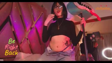 Violetta online show from 11/17/25, 06:46