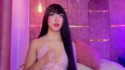 viollettebylyly online show from 10/14/25, 11:55